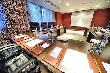 Al Hamra Hotel Şarja 4*,  Birleşik Arap Emirlikleri