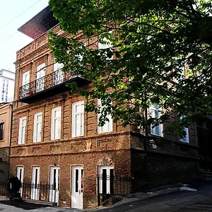 The 10 Hotel