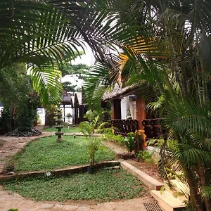 Puthooram Beach 2*, Varkala India